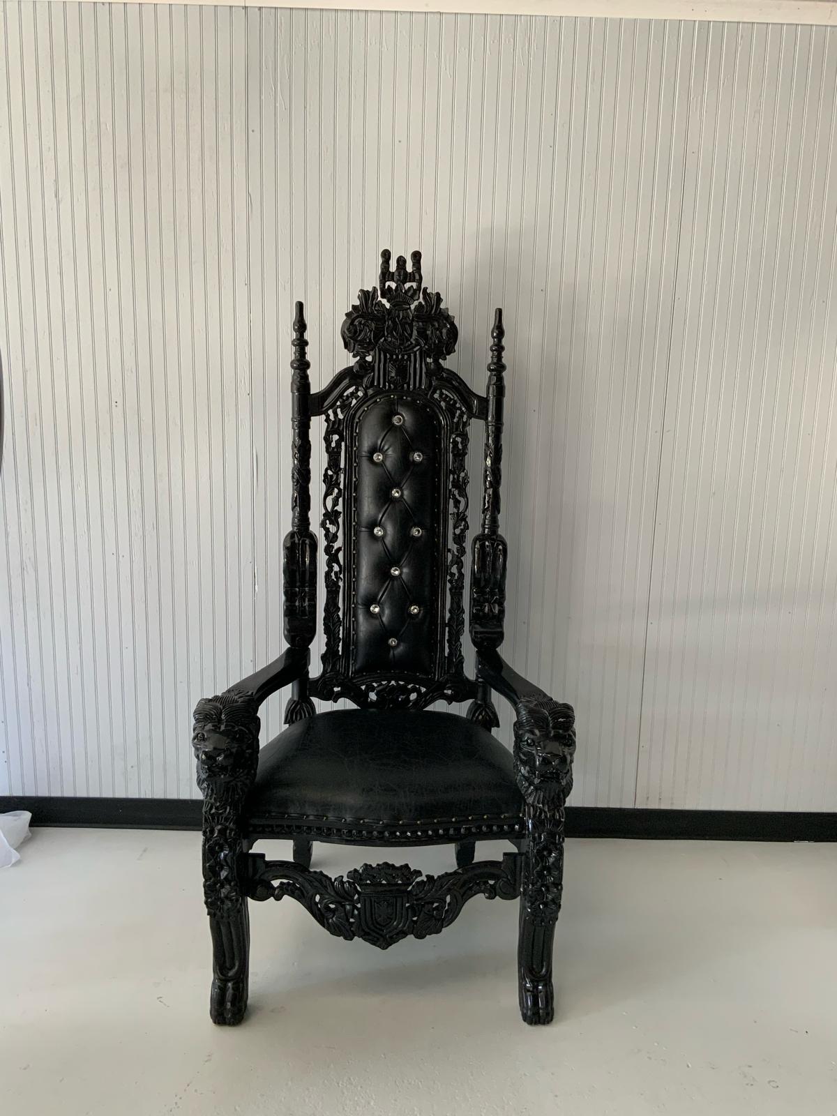 Black Throne Chair